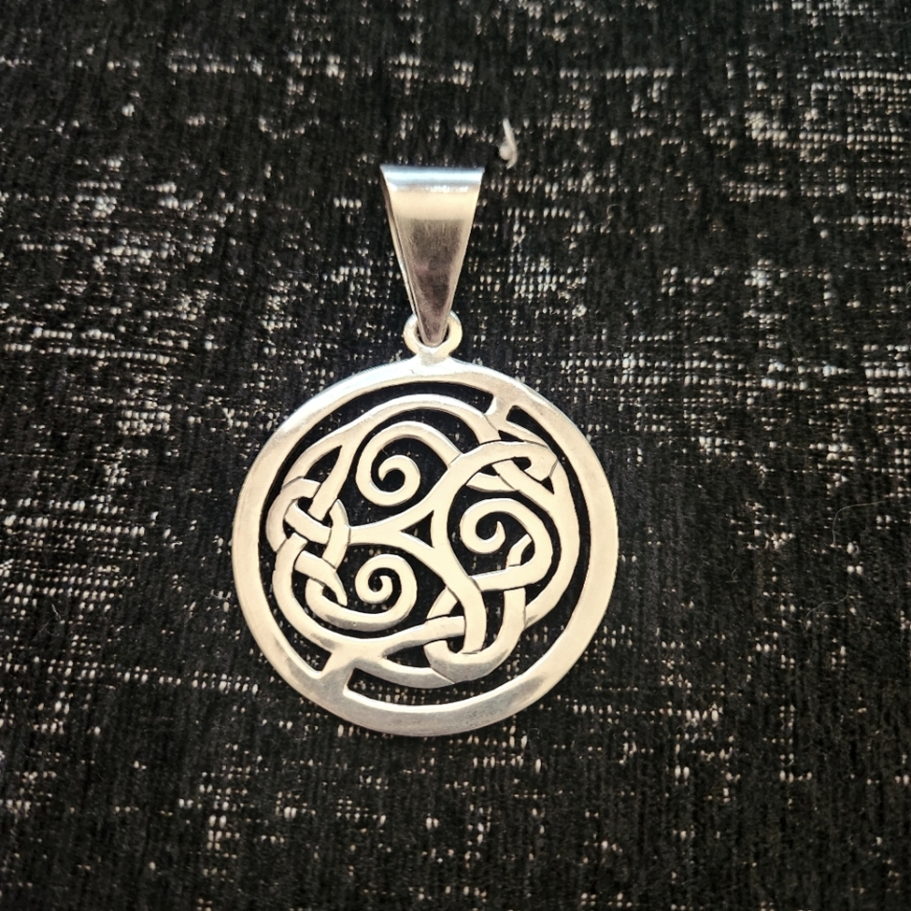 Retired Celtic Knot Pendant